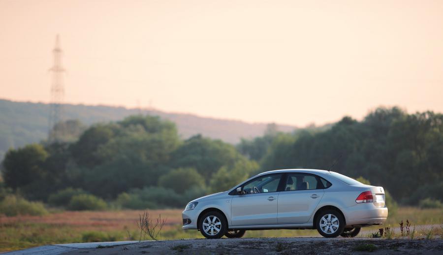  Volkswagen Polo Sedan 2010 года  (фото 91 из 123)